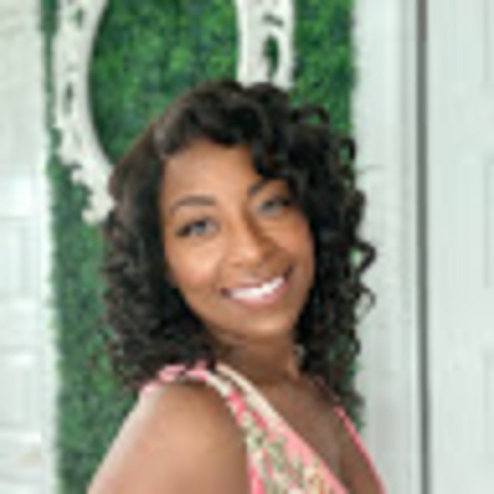 Meet your Posher, Leigh